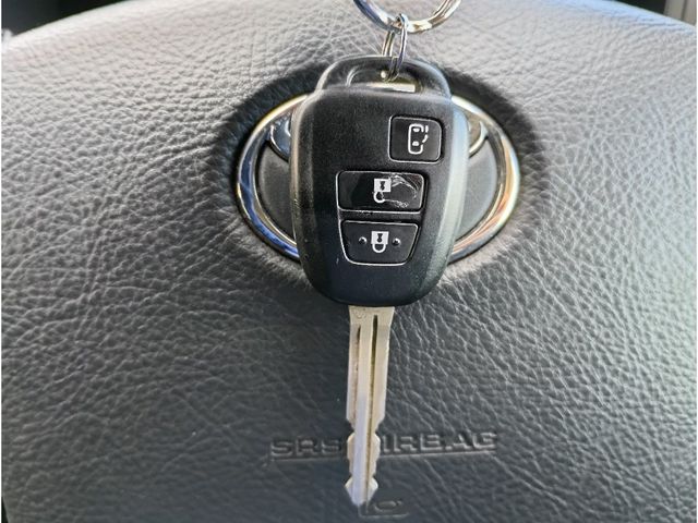 TOYOTA HIACE WAGON 4WD 2012 Image 31