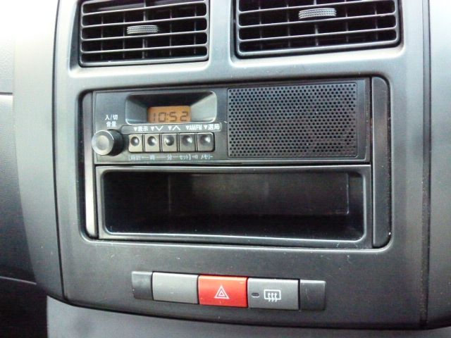 DAIHATSU MIRA VAN 2013 Image 31