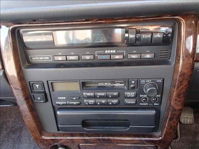 NISSAN GLORIA SEDAN 1994 Image 31