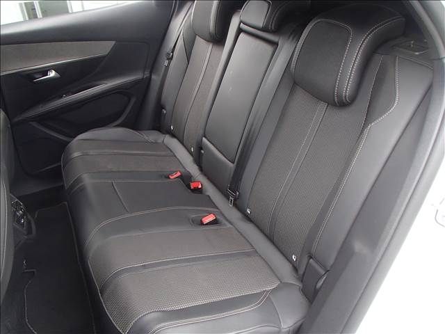 PEUGEOT 3008 2022 Image 31