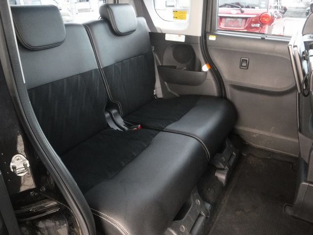 DAIHATSU TANTO CUSTOM 2018 Image 31