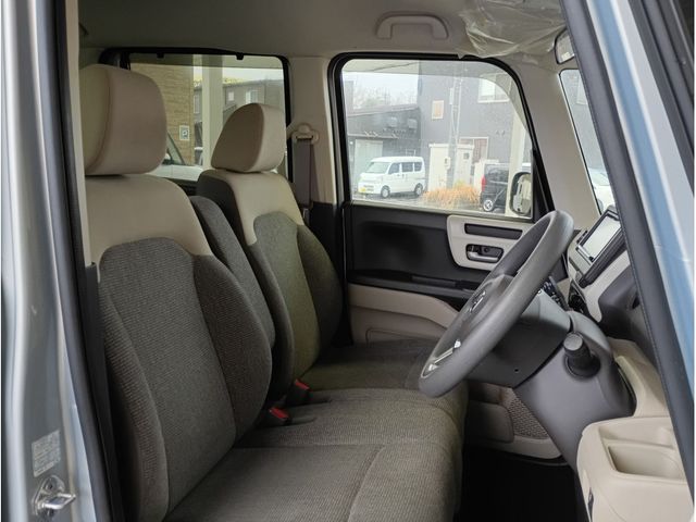 HONDA N BOX 2018 Image 31