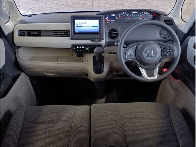 HONDA N BOX 2018 Image 31