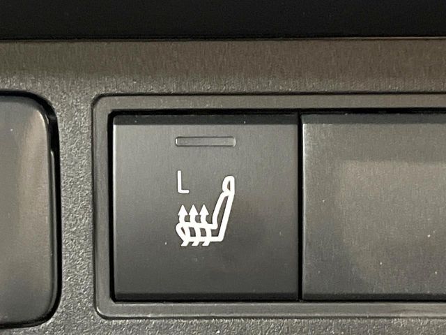 TOYOTA YARIS CROSS 2025 Image 31