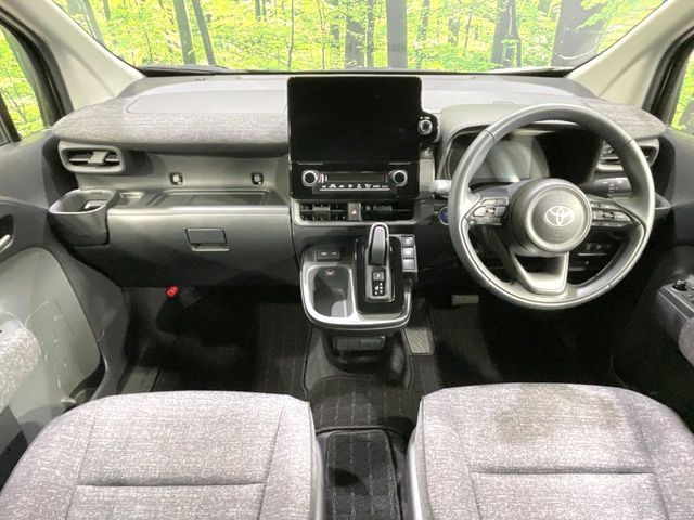 TOYOTA SIENTA HYBRID 2024 Image 31