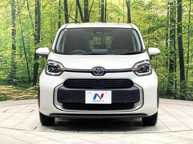 TOYOTA SIENTA HYBRID 2024 Image 31