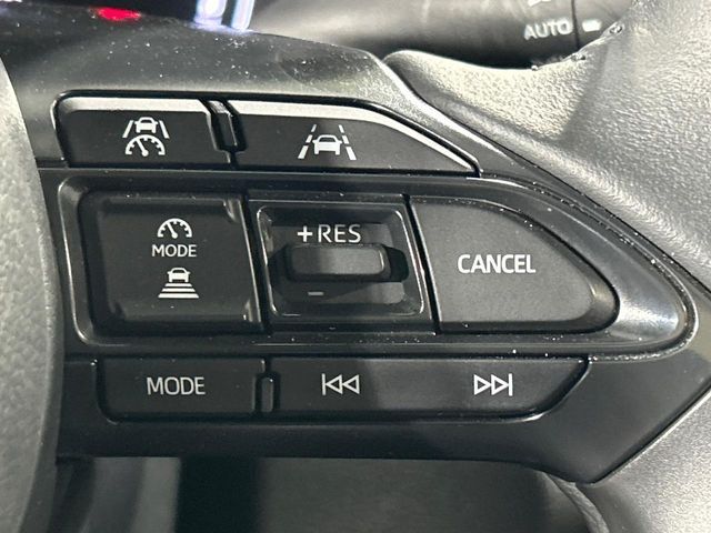 TOYOTA YARIS CROSS HYBRID 2025 Image 31