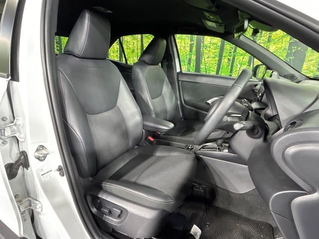 TOYOTA YARIS CROSS HYBRID 2025 Image 31