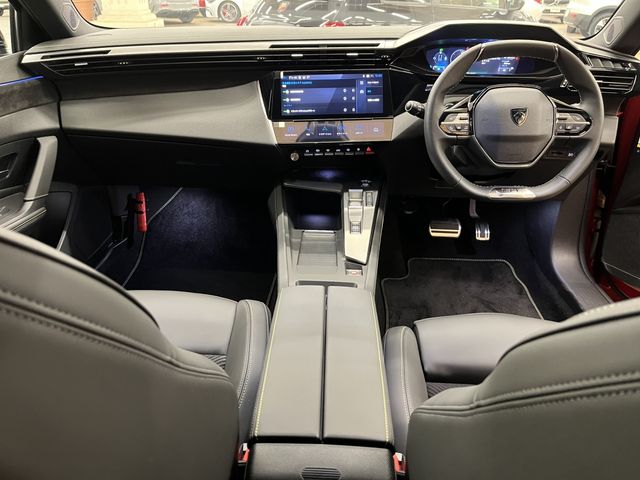 PEUGEOT 408 2023 Image 31