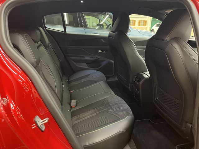PEUGEOT 408 2023 Image 31