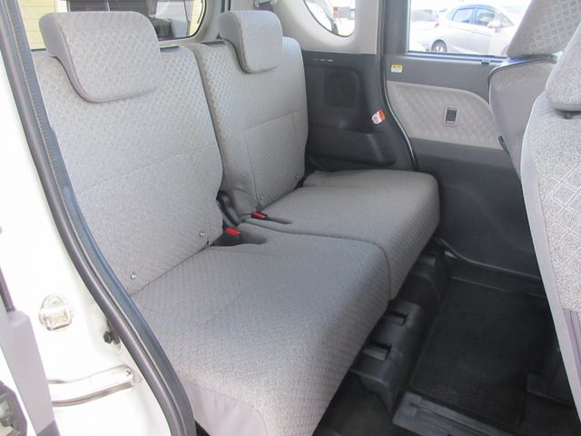 DAIHATSU TANTO 4WD 2019 Image 31