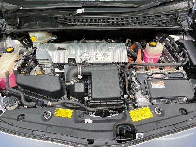 TOYOTA PRIUS 2013 Image 31