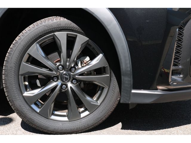 TOYOTA LEXUS UX250H 2019 Image 31