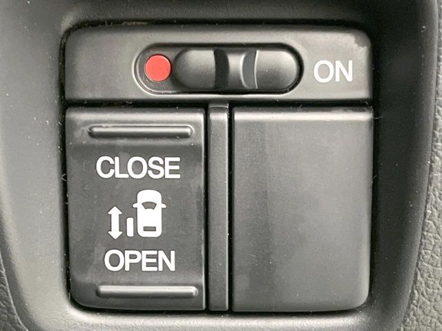 HONDA N BOX CUSTOM 2013 Image 31