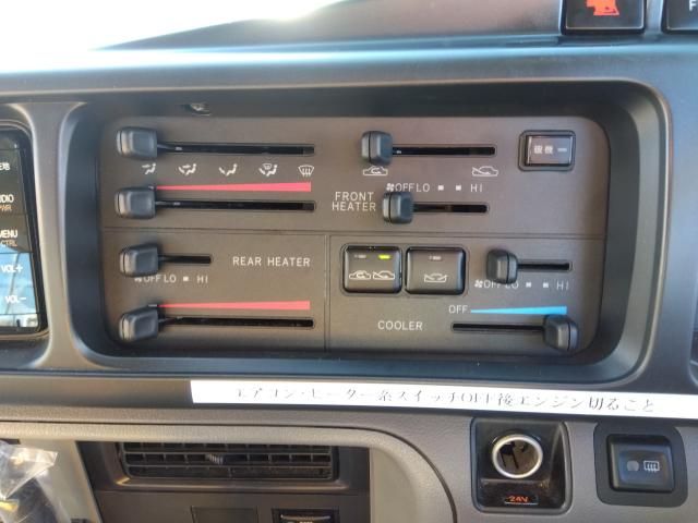 HINO LIESSE2 2015 Image 31