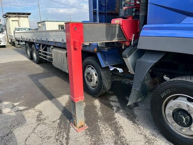 MITSUBISHI FUSOU SUPER GREAT 2017 Image 31