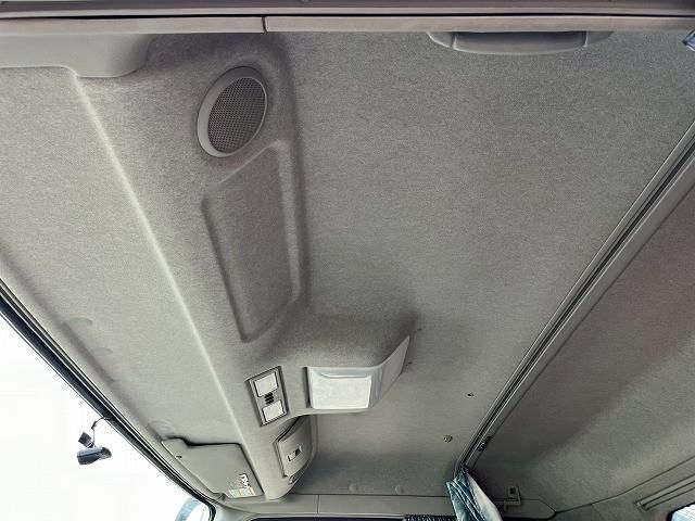 MITSUBISHI FUSOU SUPER GREAT 2017 Image 31