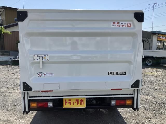 MITSUBISHI CANTER 2024 Image 31