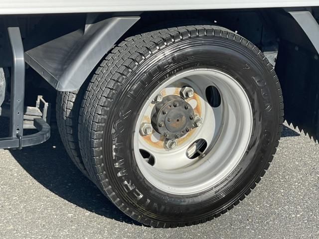 HINO DUTRO 2020 Image 31