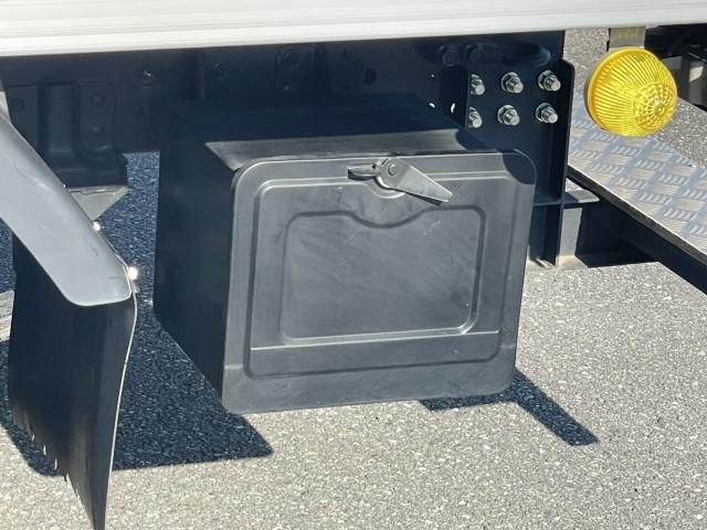 HINO DUTRO 2020 Image 31