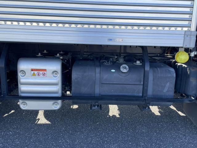 HINO DUTRO 2020 Image 31