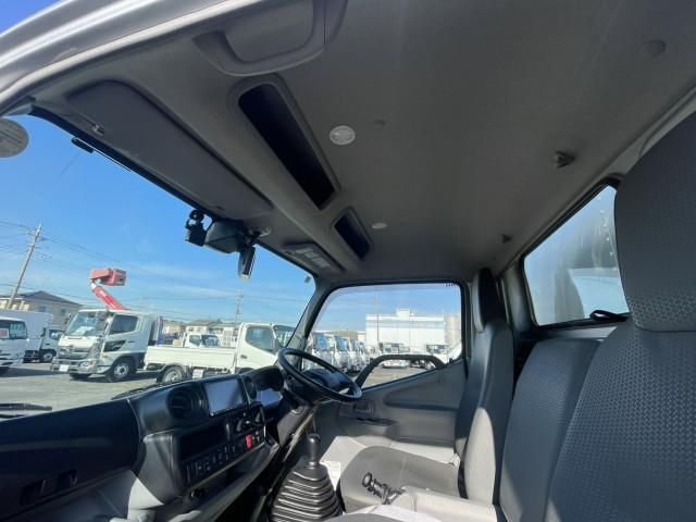 HINO DUTRO 2020 Image 31