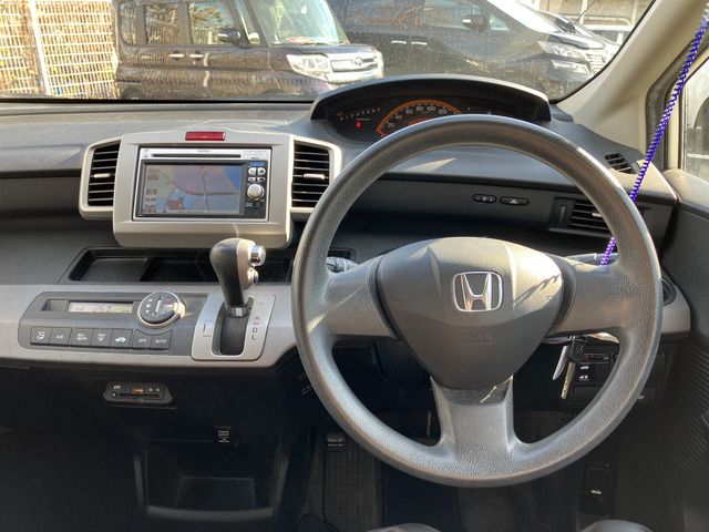 HONDA FREED 2011 Image 31