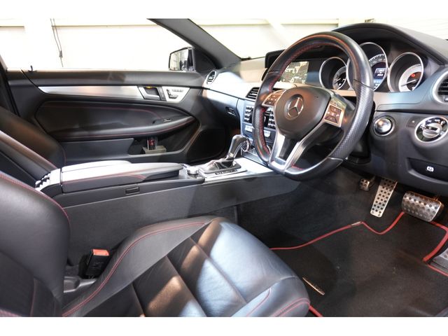 MERCEDES BENZ C CLAS 2013 Image 31