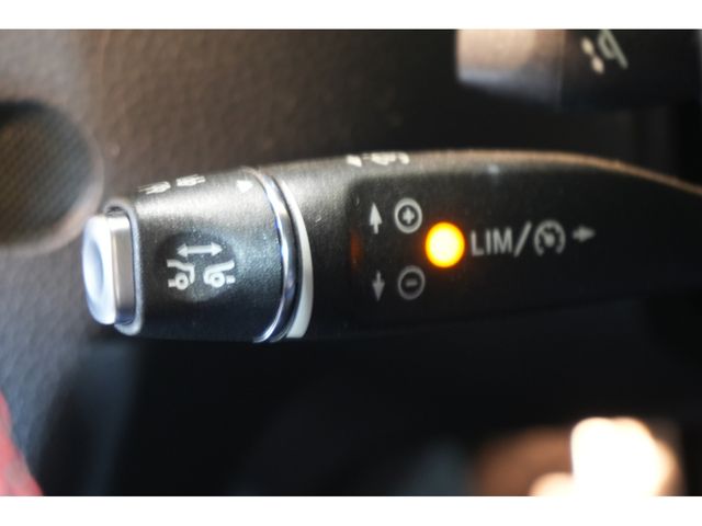 MERCEDES BENZ C CLAS 2013 Image 31