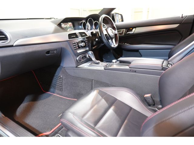 MERCEDES BENZ C CLAS 2013 Image 31