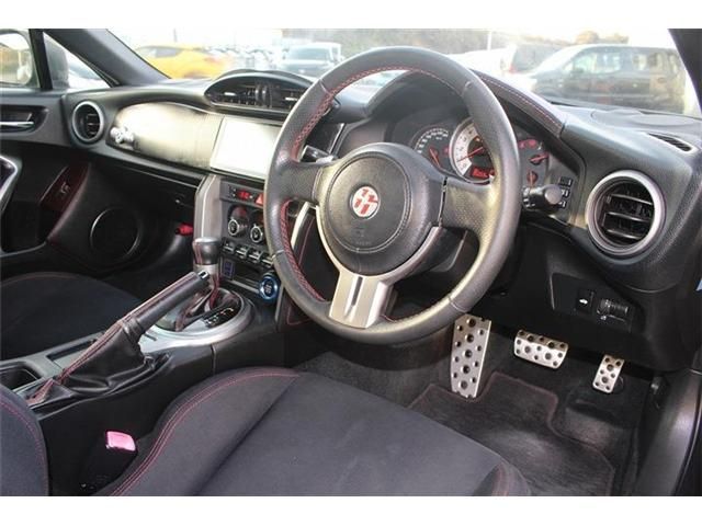 TOYOTA 86 2012 Image 31