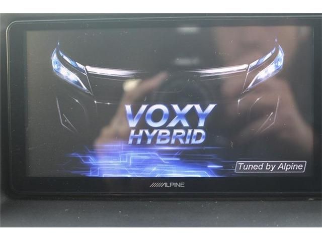 TOYOTA VOXY HYBRID 2017 Image 31