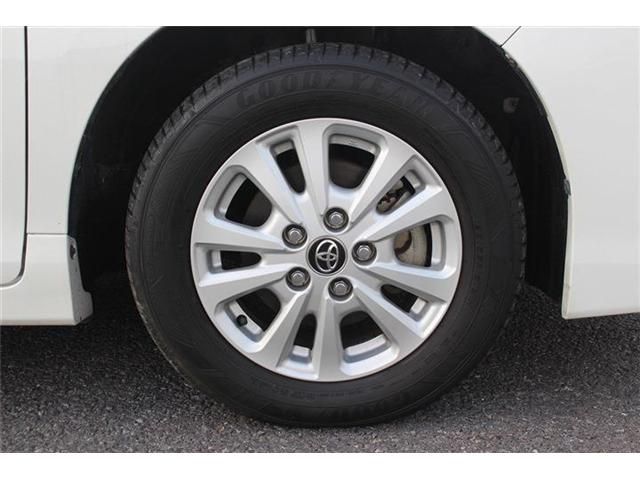 TOYOTA VOXY HYBRID 2017 Image 31