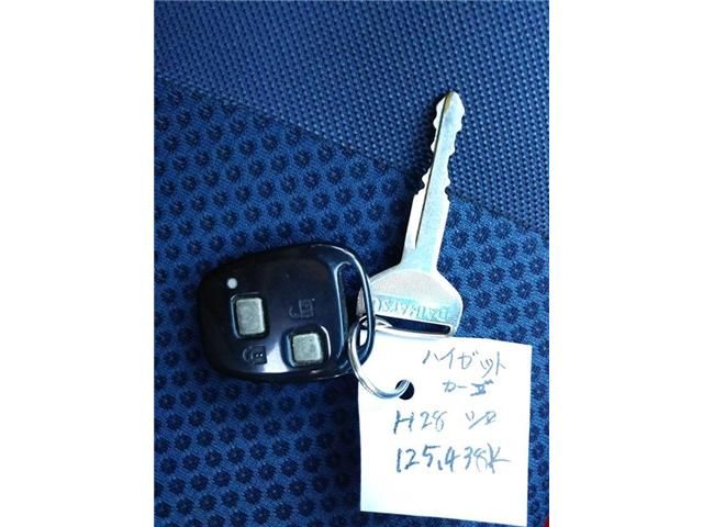 DAIHATSU HIJET CARGO 2016 Image 31