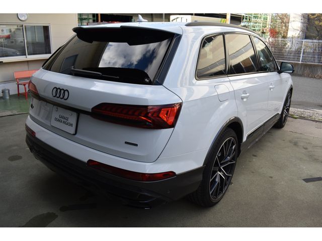 AUDI Q7 2024 Image 31