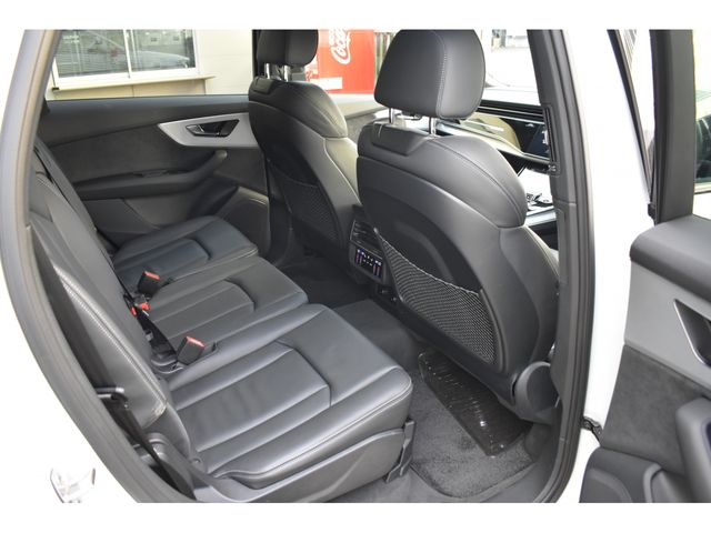 AUDI Q7 2024 Image 31