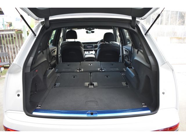 AUDI Q7 2024 Image 31