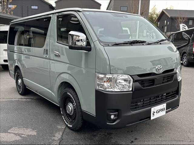 TOYOTA HIACE VAN 2WD 2025 Image 31