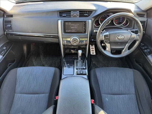 TOYOTA MARK X 2012 Image 31