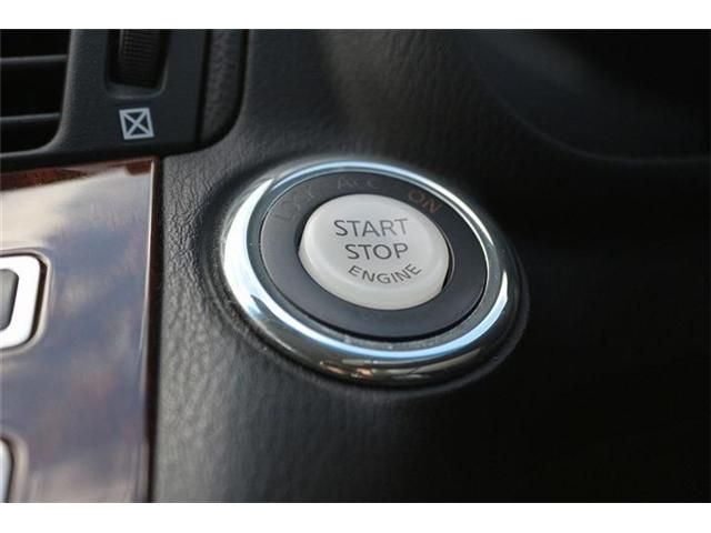 NISSAN FUGA 2016 Image 31