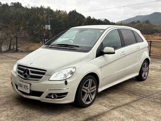 MERCEDES BENZ B CLAS 2011 Image 31
