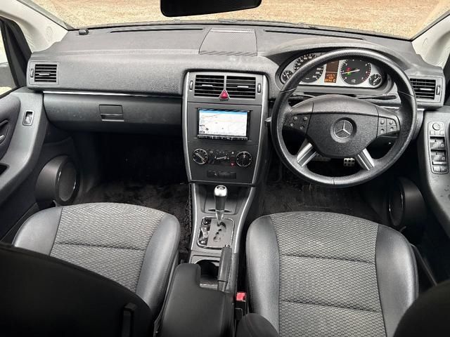 MERCEDES BENZ B CLAS 2011 Image 31