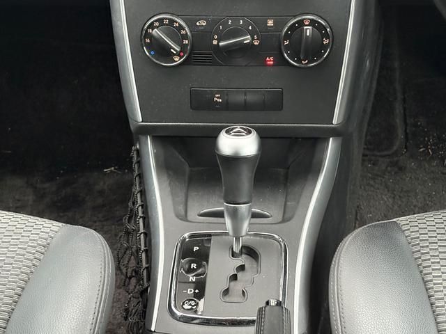 MERCEDES BENZ B CLAS 2011 Image 31