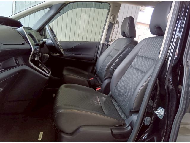 NISSAN SERENA  S-HYBRID 4WD 2018 Image 31