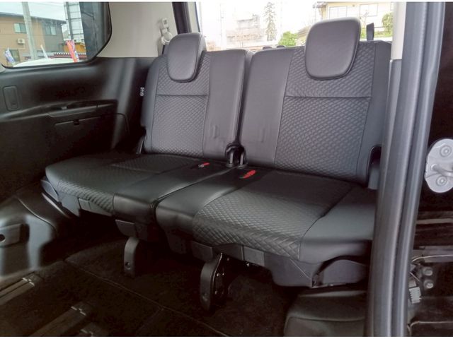 NISSAN SERENA  S-HYBRID 4WD 2018 Image 31