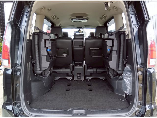 NISSAN SERENA  S-HYBRID 4WD 2018 Image 31