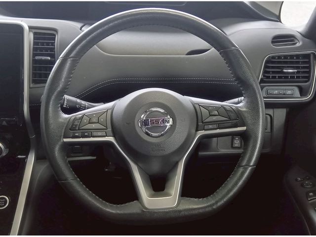 NISSAN SERENA  S-HYBRID 4WD 2018 Image 31