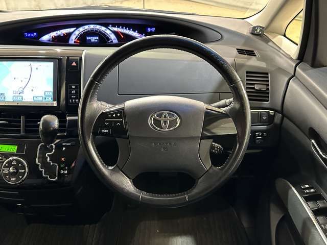 TOYOTA ESTIMA 2013 Image 31