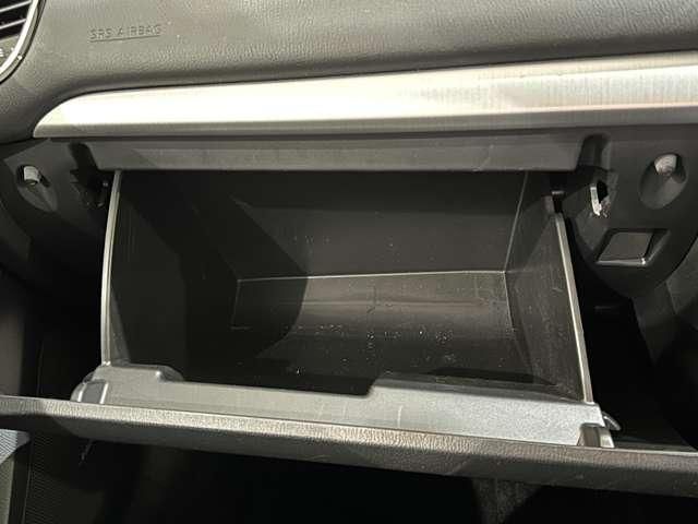 MAZDA AXELA HYBRID 2013 Image 31