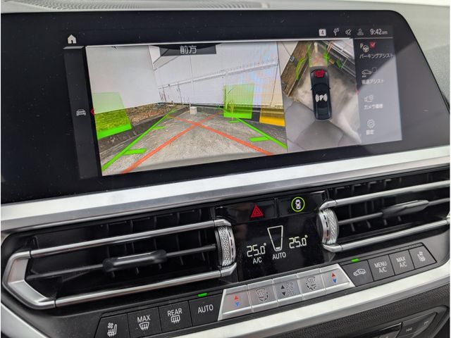 BMW M4 2021 Image 31